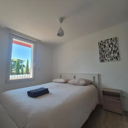 T2 équipé 4pers 2bed - Cité De L'espace Appartement